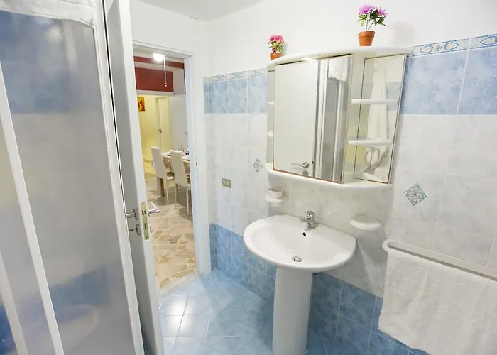 Casa Catherine Апартаменти Чефалу